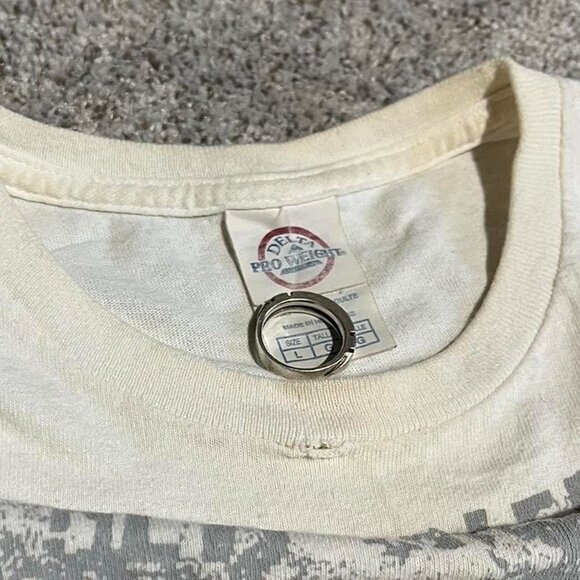 Tapout Men's White and Cream T-shirt - Picture 2 of 3